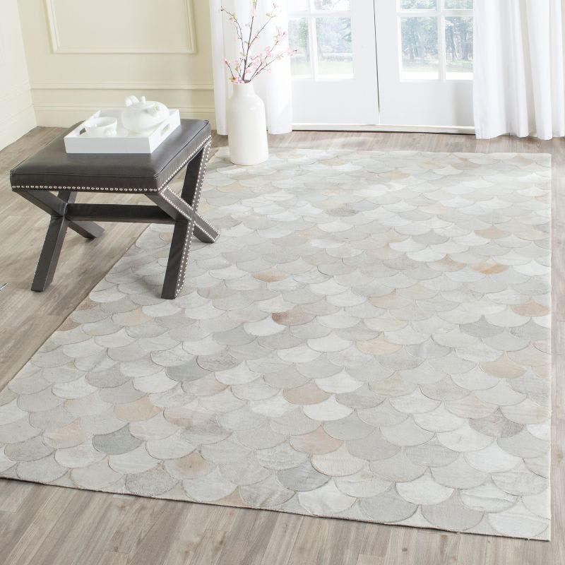 Ivory Geometric Hand-Knotted Cowhide Area Rug - 5' x 8'