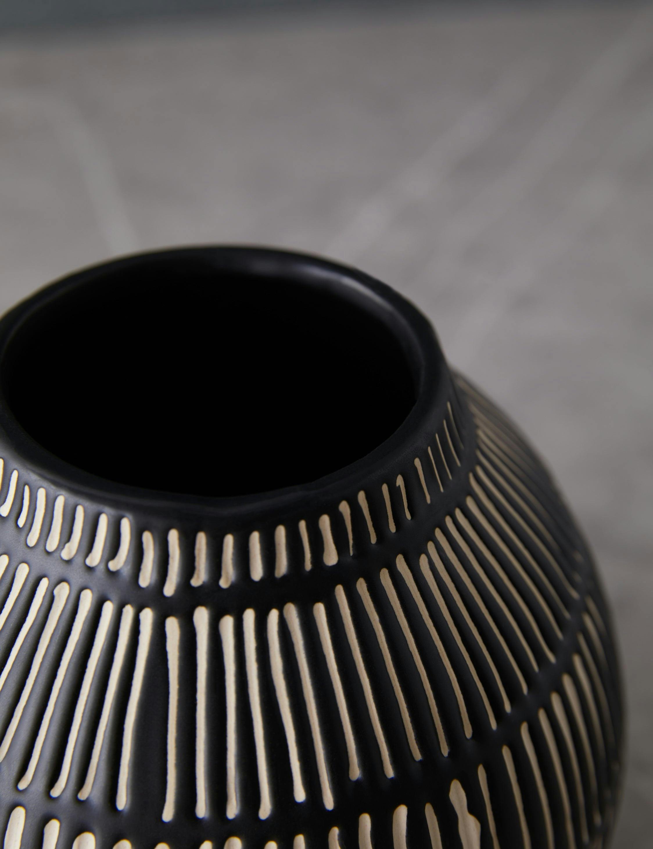 Artful Debossed Black & White Ceramic Table Vase 6.25"